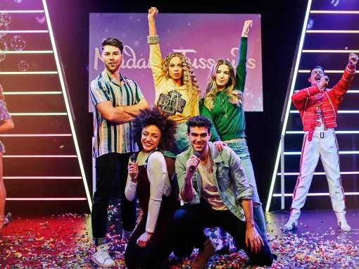 Guests singing with Beyonce at Madame Tussauds London