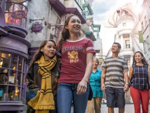 Family in Diagon Alley at Universal Studios Florida