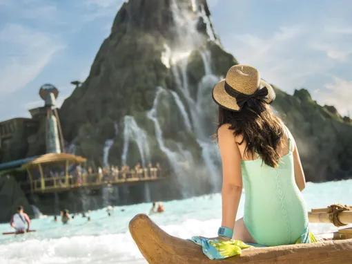 Wpman on Waturi Beach Puihi of Maku Puihi Round Raft Rides 