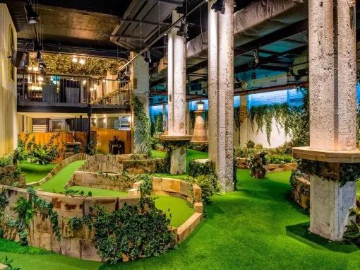 Crazy Golf, Drinks and Street Food for Two at Swingers London