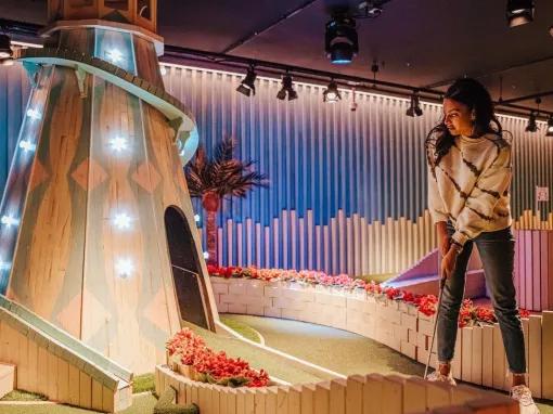 Crazy Golf, Drinks and Street Food for Two at Swingers London