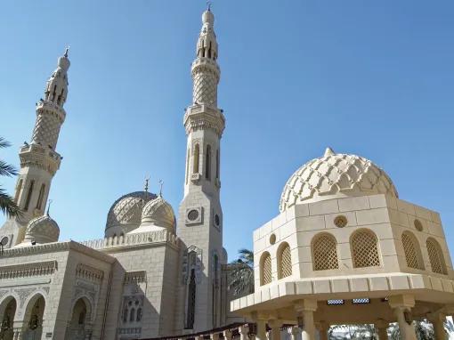 Discover the sights of Dubai on a Dubai City Tour accompanied by a knowledgeable local guide