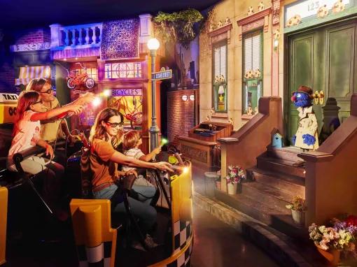 Guest enjoying Street Mission at PortAventura theme park