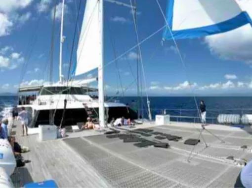 Luxury Ocean Spirit Cruise to Michaelmas Cay