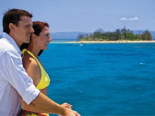 Wavedancer Low Isles Reef Cruise