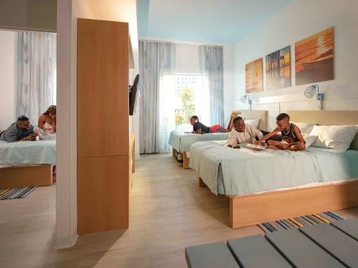 2 bedroom suite at Universal's Endless Summer Resort - Dockside Inn and Suites