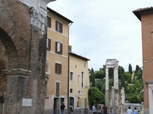 Small Group Rome Food Tour by Night