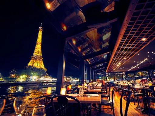 Romantic cruise PARIS