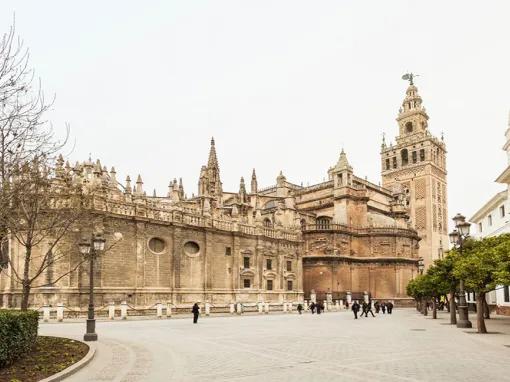 cathedral-from-a-distance