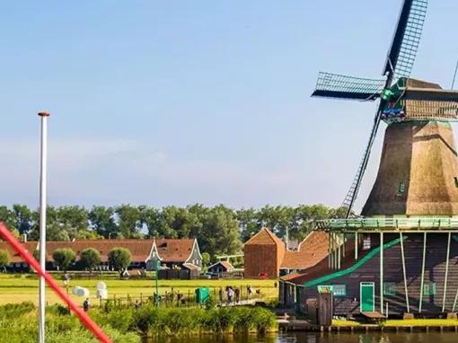 Windmills-Zaanse-Schans