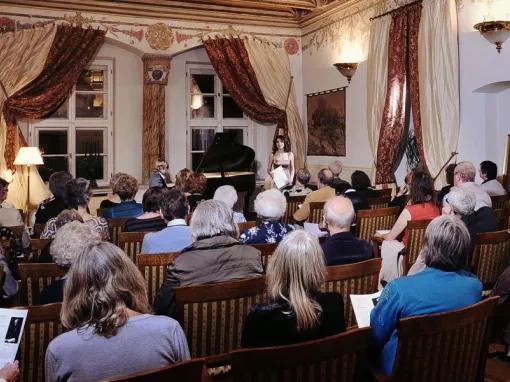 audience-watching-performance