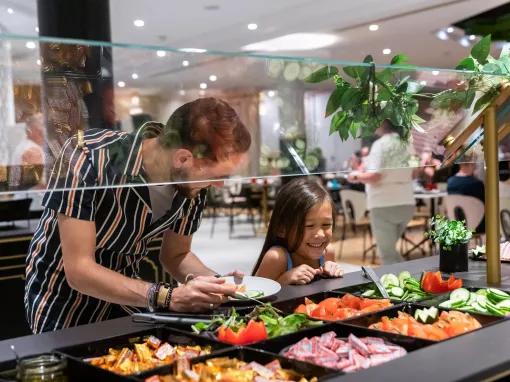 Restaurant Le Bosquet buffet at Dreams Castle Hotel Paris