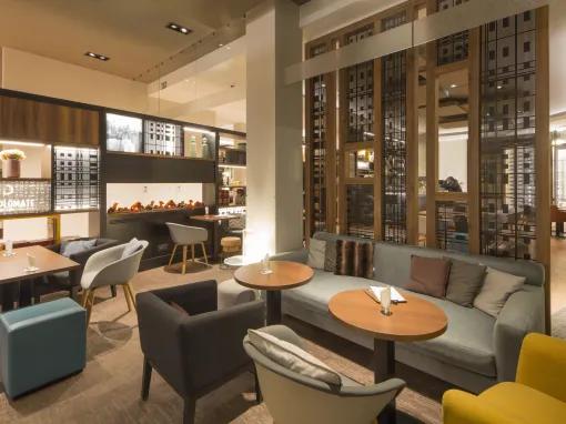 Hotel Elysée Val d'Europe Exterior Lobby