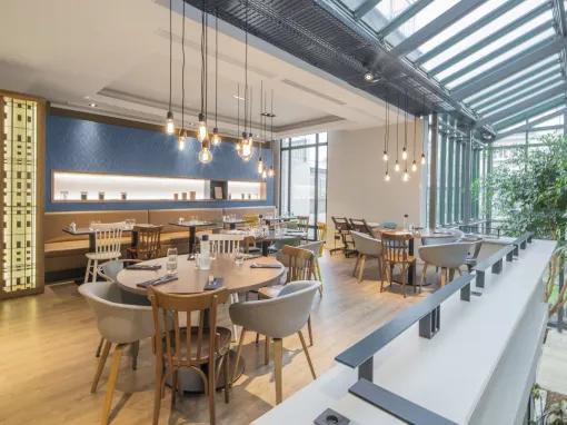 Hotel Elysée Val d'Europe Exterior Lobby