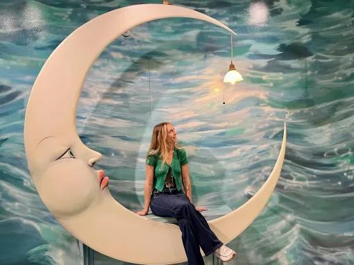 crescent-moon-artwork