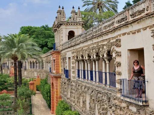 outside-of-real-alcazar