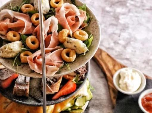 typical-afternoon-tea-at-veeno