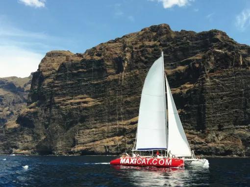 catamaran-with-cliff