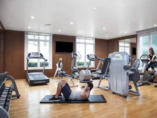 Guest in Relais Spa Val d'Europe fitness room