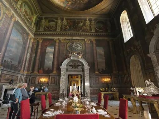 grand-dinning-room