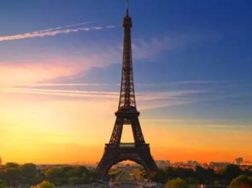 eiffel-at-sunset