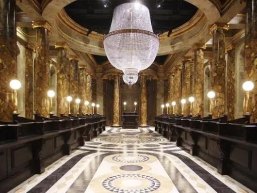 gringotts-bank-entrance