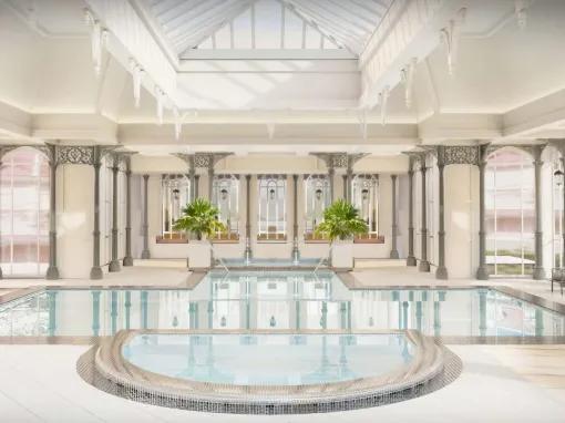 Pool at Disneyland Hotel