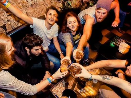 group-on-pub-crawl