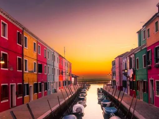 sunset-in-burano