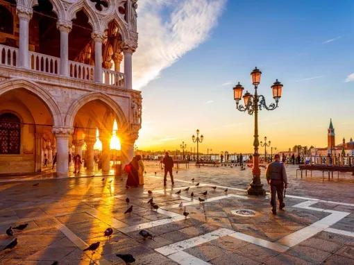 doges-palace-sunset-square