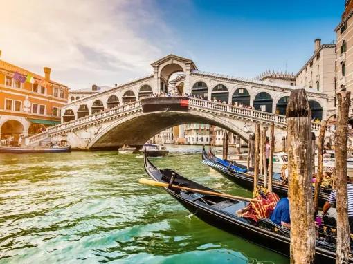 bridge-and-gondolas