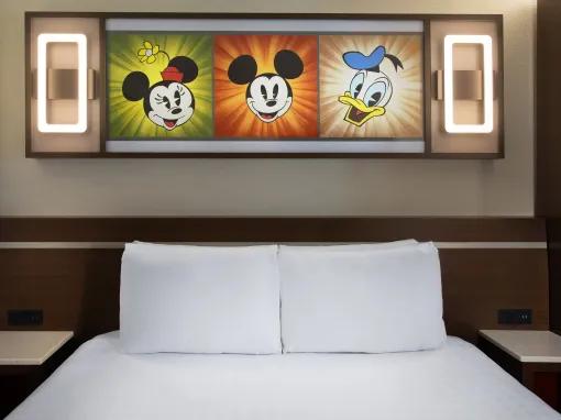 Guest room, Disney's All-Star Sports Resort 