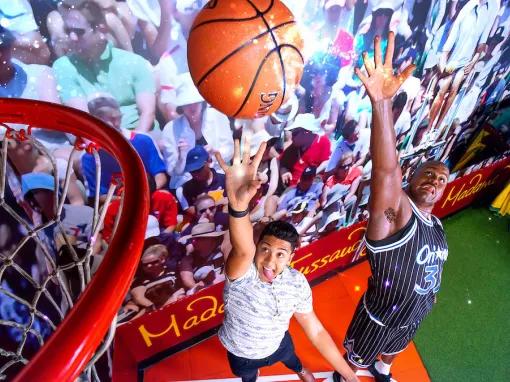 Guests with Shaquille O'Neal at Madame Tussauds Orlando