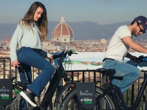 couple-on-hilltop-over-florence