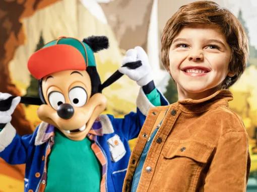 Guest with Max at Sequoia Lodge