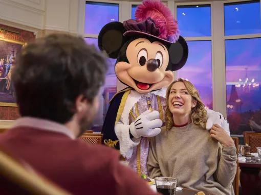 Mickey & Minnie Royal Banquet Disneyland Hotel 