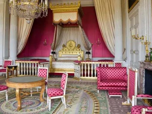 Bedroom in Versailles