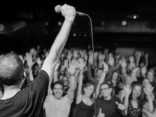 audience-enjoying-comedy