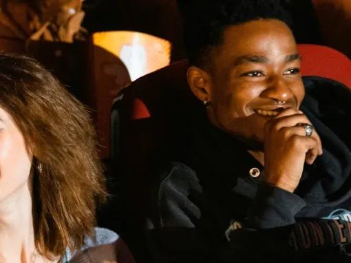 couple-enjoying-comedy