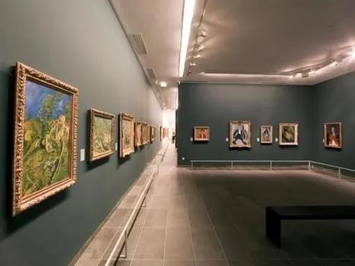 art-gallery