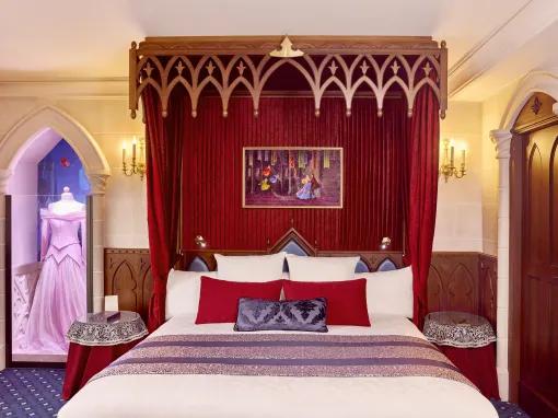 Signature Suite Sleeping Beauty Disneyland Hotel