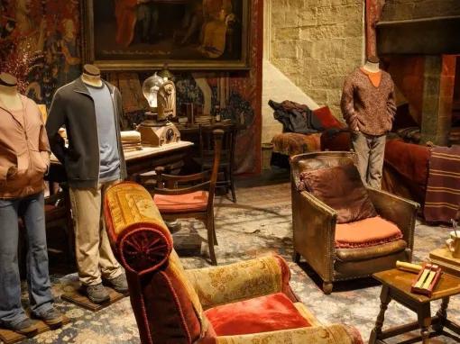 gryffindor-dorm-props