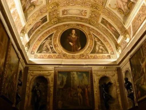room-in-palazzo-vecchio