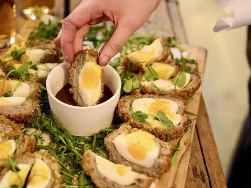 London Tastes, Tales, Trad Ales 