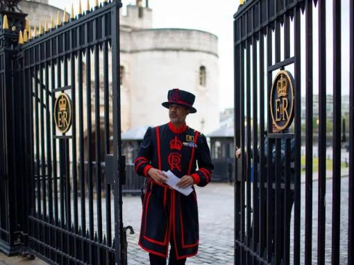 London VIP Tower: Ceremony of Keys