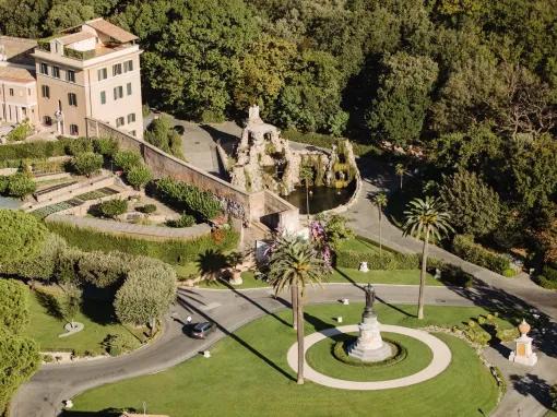 St. Peter’s Basilica Priority Access Tour with Dome & Crypt