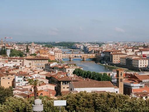 Views of Arno River