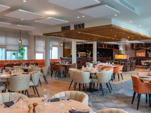 Dream Castle Hotel Lounge Area