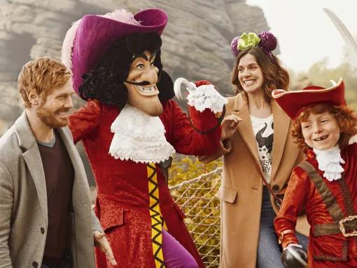 Captain Hook at DLP Halloween Festival