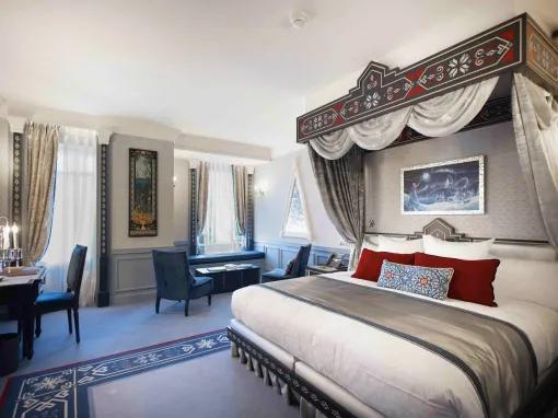 Frozen Suite Disneyland Hotel